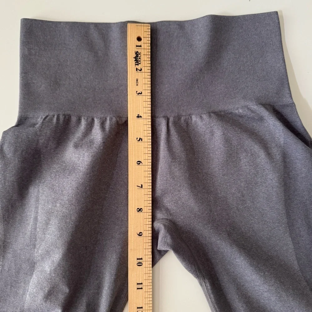 NVGTN Contour Seamless Leggings Women’s size small